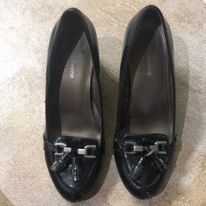 Liz Claiborne Black Heels